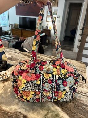 Vera Bradley retired happy snails Baby Bag has wear changing pad needs wash